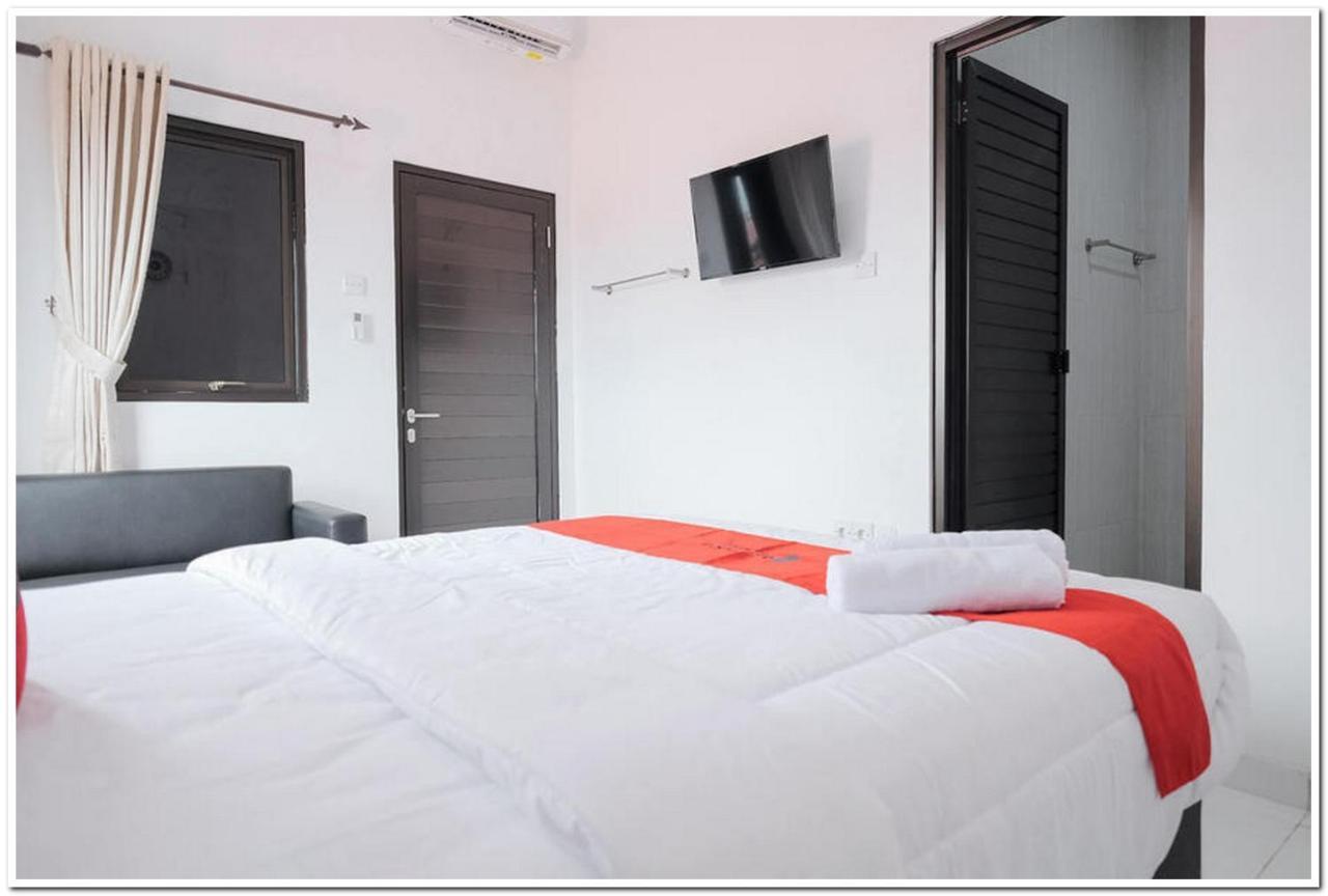 Hotel Reddoorz Near Kota Tua 2 Yakarta Exterior foto