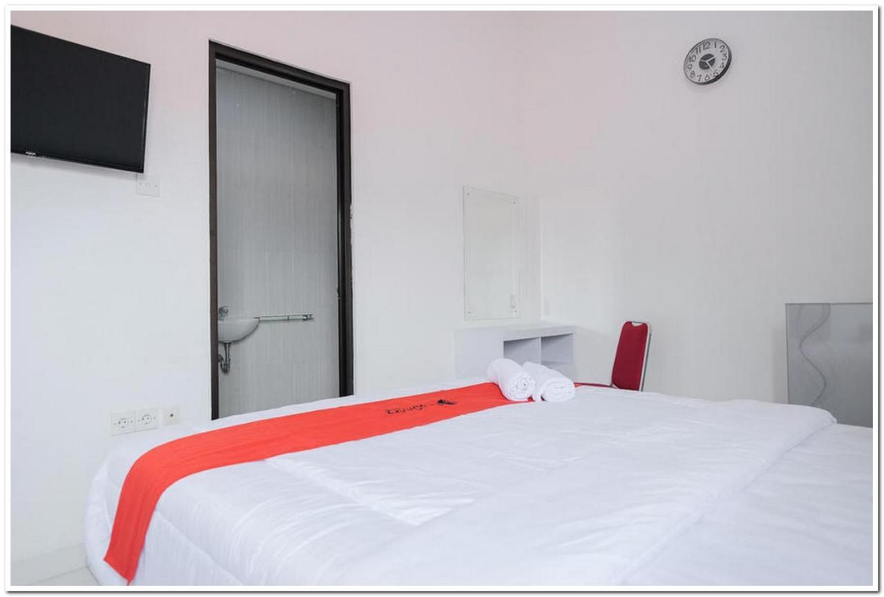 Hotel Reddoorz Near Kota Tua 2 Yakarta Exterior foto