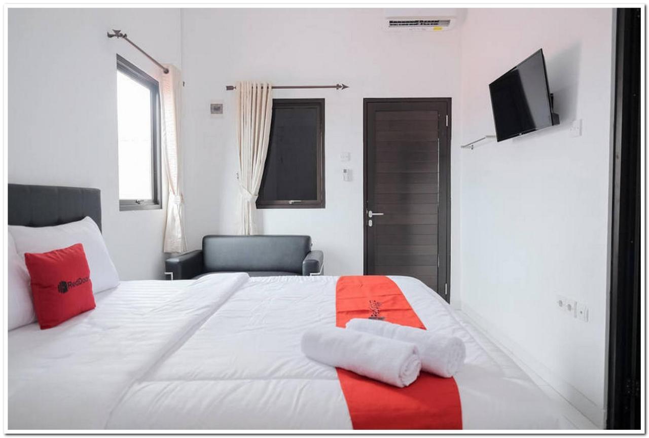 Hotel Reddoorz Near Kota Tua 2 Yakarta Exterior foto